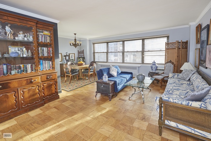 Photo 1 of 205 West End Avenue, Upper West Side, NYC, $840,000, Web #: 15914279
