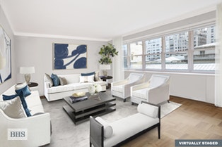 900 FIFTH AVENUE