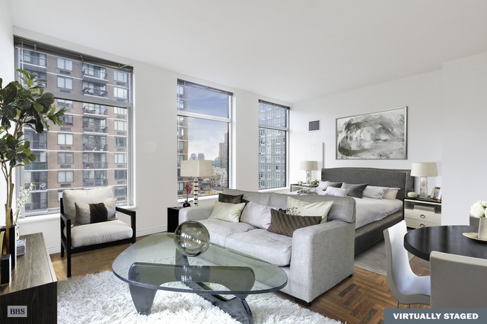 Photo 1 of 250 East 54th Street, Midtown East, NYC, $2,550, Web #: 16019347
