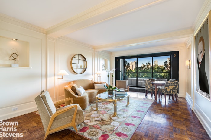 Photo 1 of 860 Fifth Avenue 9H, Upper East Side, NYC, $2,995,000, Web #: 16019921