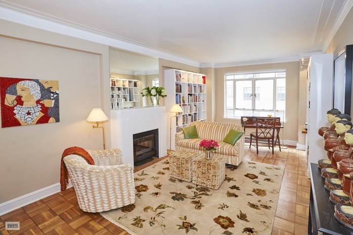 Photo 1 of 25 Central Park West 10H, Upper West Side, NYC, $4,500, Web #: 16181453