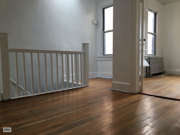 Photo 1 of 32-68 30th Street, Queens, New York, $2,000, Web #: 16231047
