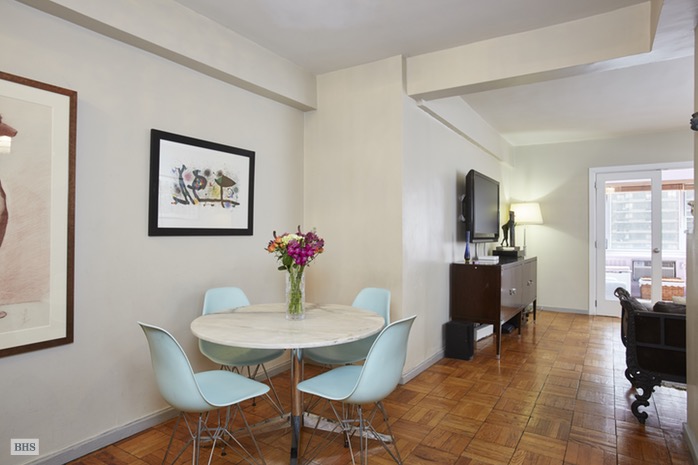 Photo 1 of 333 East 46th Street 8H, Midtown East, NYC, $720,000, Web #: 16316672