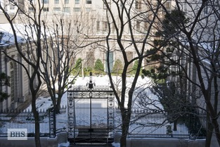 10 EAST 70TH STREET