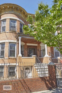 552 ASHFORD STREET
