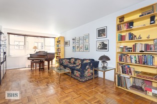 301 EAST 22ND STREET