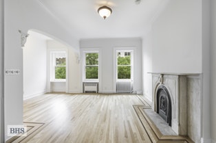 355 WEST 22ND STREET