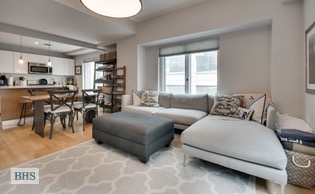 DUMBO ONE BEDROOM PLUS HOME OFFICE