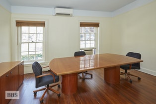 15 East 67th Street