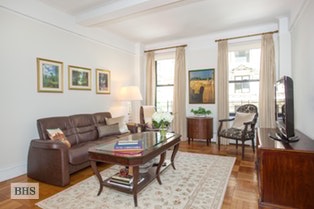 186 RIVERSIDE DRIVE