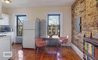 209 PRESIDENT ST