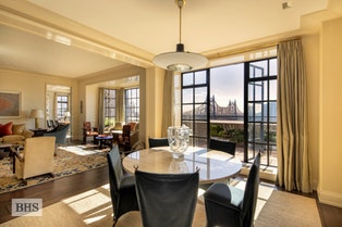 4 SUTTON PLACE PH