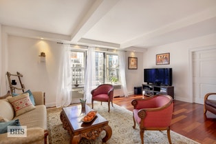 400 EAST 52ND STREET