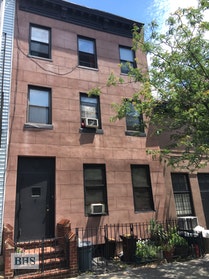 15 4th Street