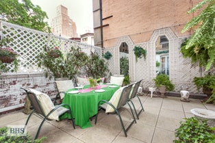 125 EAST 72ND STREET 2B