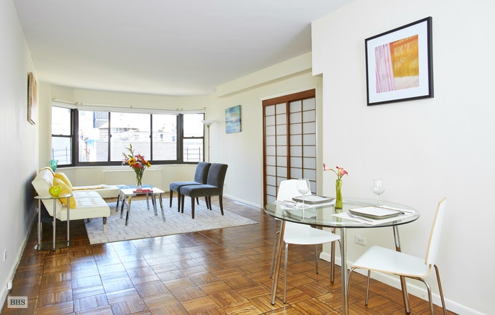 Photo 1 of 530 East 72nd Street 10A, Upper East Side, NYC, $887,000, Web #: 17354390