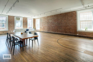 426 WEST BROADWAY