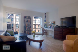 Picture Perfect PreWar One Bedroom