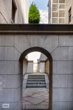 11 East 70th Street, Upper East Side, NYC, $16,750,000, Web #: 17418678