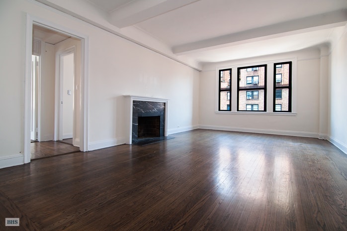 Photo 1 of 440 West 34th Street 16C, Midtown West, NYC, $3,947, Web #: 17424897