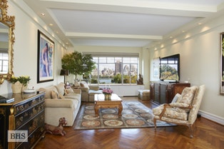320 CENTRAL PARK WEST 10A