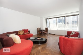 15 WEST 53RD STREET