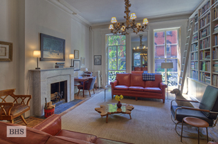 119 EAST 10TH STREET