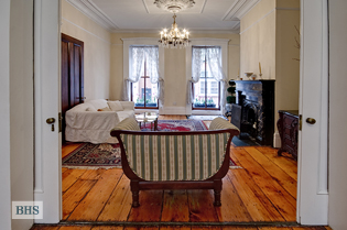 ULTIMATE RESTORED  TOWNHOUSE