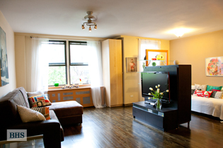 275 WEBSTER AVENUE