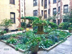 78 EIGHTH AVENUE 2F