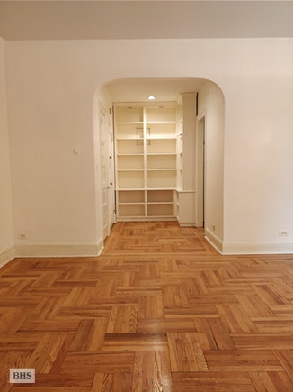 Photo 1 of 107 West 82nd Street 4C, Upper West Side, NYC, $2,900, Web #: 17772294