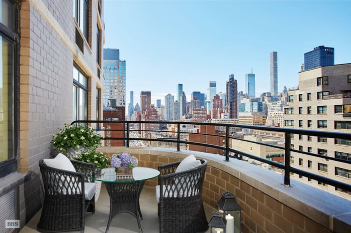 Photo 1 of 400 East 70th Street 1604, Upper East Side, NYC, $1,185,000, Web #: 18272116