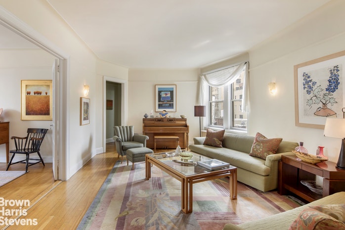 Photo 1 of 325 Riverside Drive 73, Upper West Side, NYC, $2,000,000, Web #: 18361846