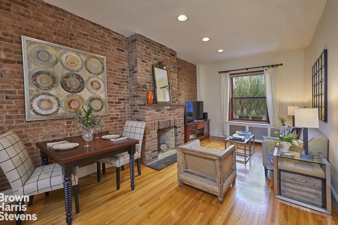 Photo 1 of 312 West 77th Street 3F, Upper West Side, NYC, $545,000, Web #: 19154806