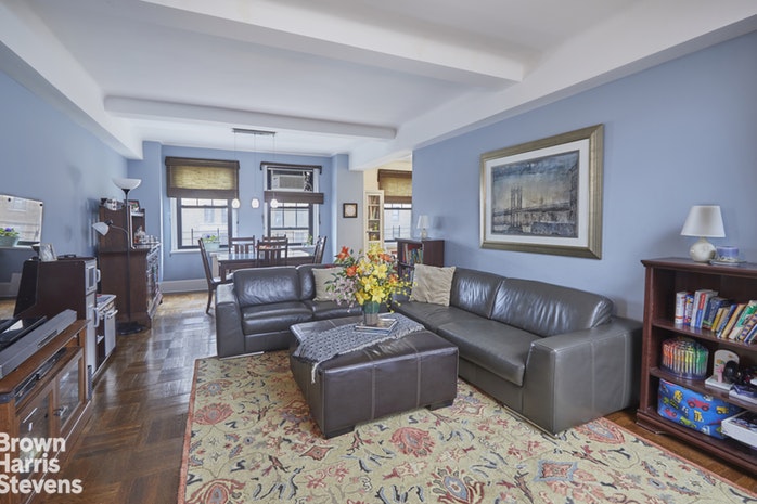 Photo 1 of 172 West 79th Street 7A, Upper West Side, NYC, $6,150, Web #: 19575926