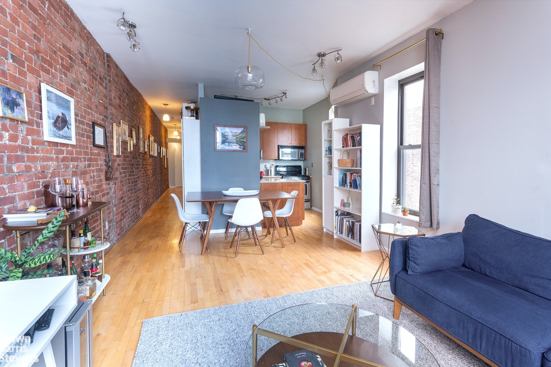 Photo 1 of 176 Sterling Place 6L, Brooklyn, New York, $925,000, Web #: 19930211
