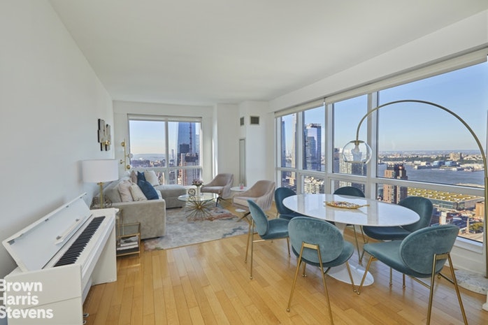Photo 1 of 350 West 42nd Street 44H, Midtown West, NYC, $1,250,000, Web #: 19964177