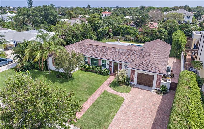 224 Bloomfield Dr