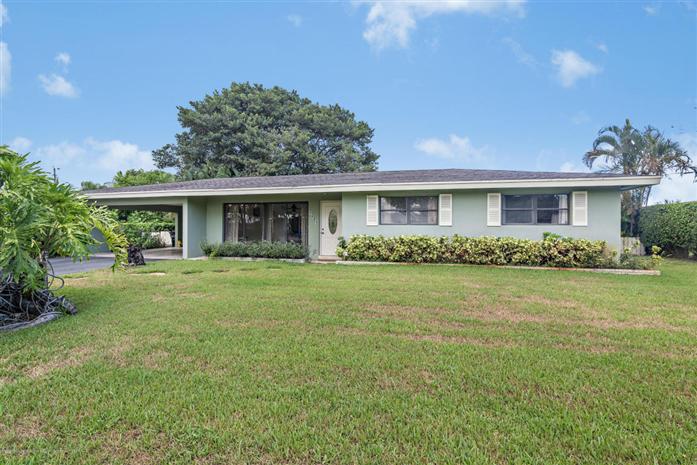 1421 S Lake Court