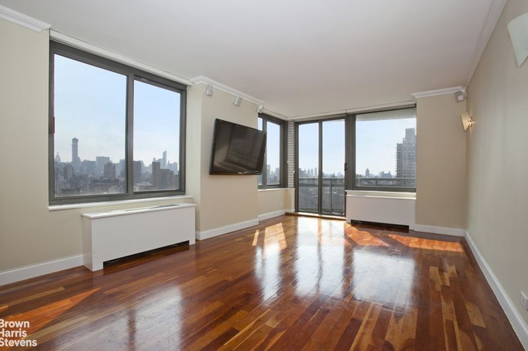Photo 1 of 300 East 85th Street 2602, Upper East Side, NYC, $5,000, Web #: 20200422