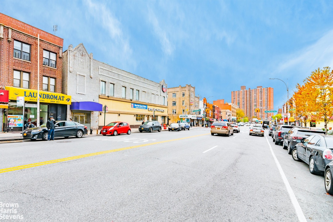 6900 4th Avenue, Bay Ridge, New York 9,500,000, ID 20293814 Brown