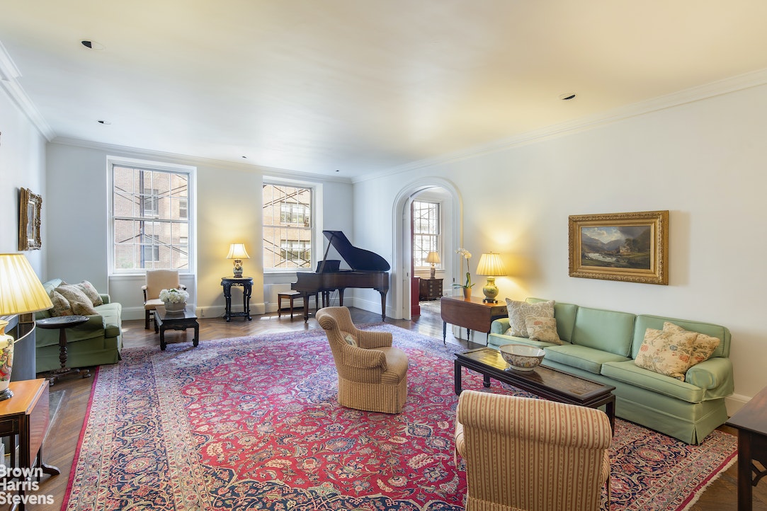 Photo 1 of 775 Park Avenue 4D, Upper East Side, NYC, $4,250,000, Web #: 20388384