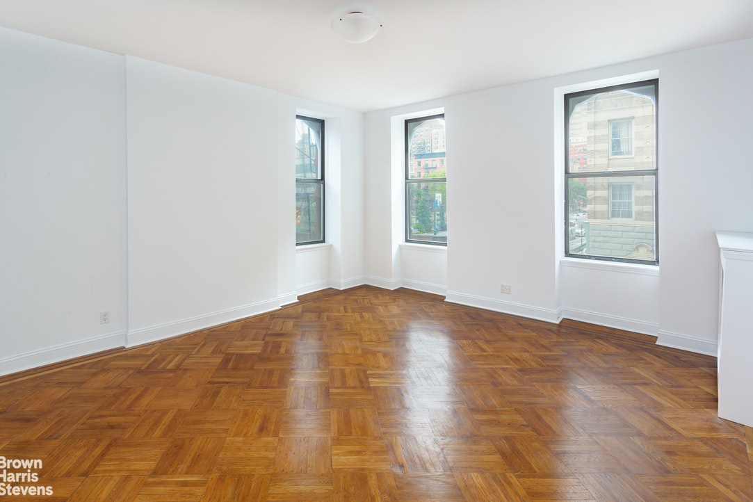 Photo 1 of 60 West 76th Street 2H, Upper West Side, NYC, $3,134, Web #: 20588228