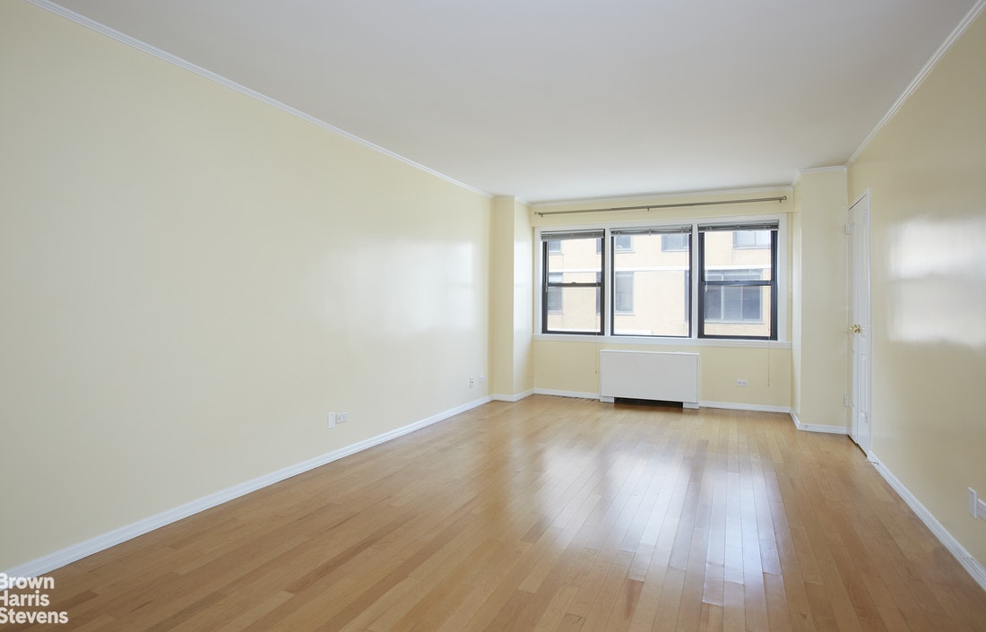 Photo 1 of 520 East 81st Street 12H, Upper East Side, NYC, $2,100, Web #: 20833147