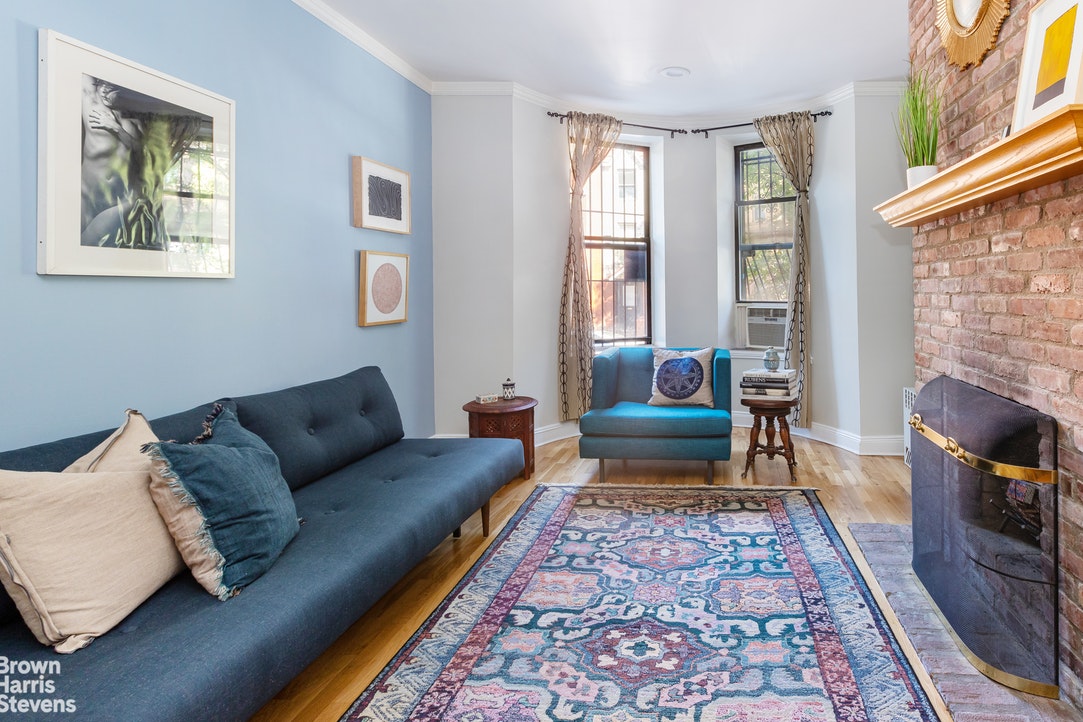 Photo 1 of 16 Lincoln Place 1A, Brooklyn, New York, $1,395,000, Web #: 21332999