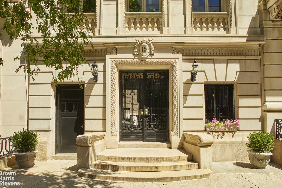 Photo 1 of 15 East 70th Street 4A, Upper East Side, NYC, $25,000, Web #: 21417592