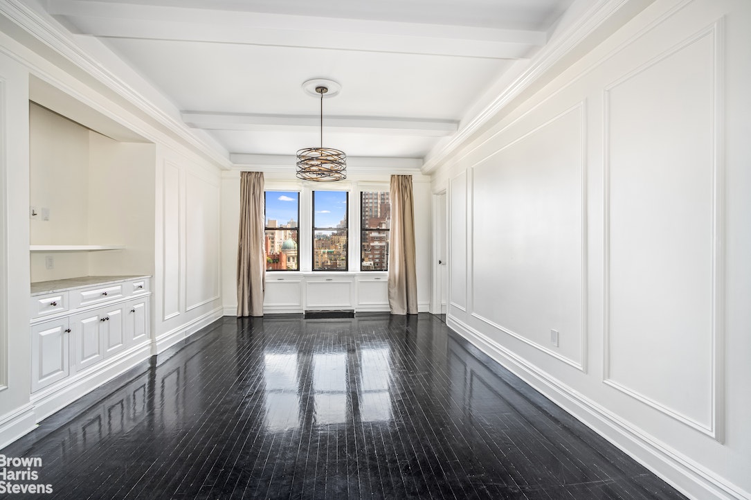 Photo 1 of 157 East 72nd Street 11Abc, Upper East Side, NYC, $12,000, Web #: 21635460