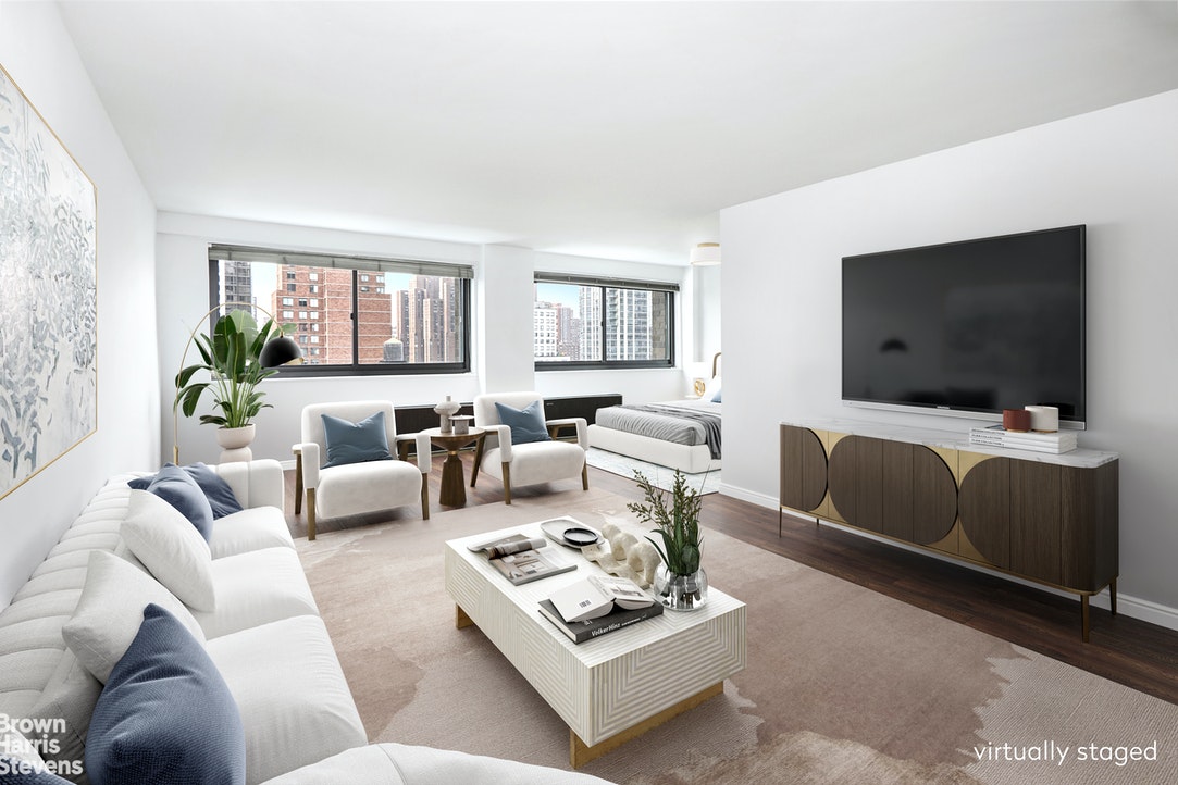 Photo 1 of 1725 York Avenue 21G, Upper East Side, NYC, $425,000, Web #: 21755364