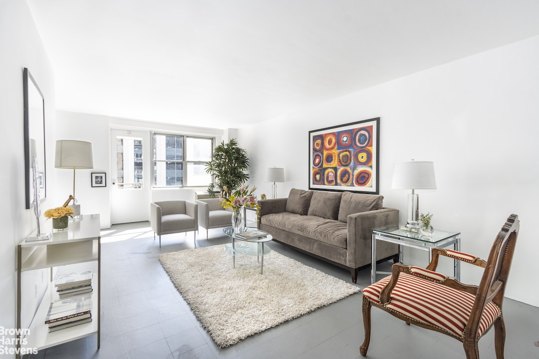 Photo 1 of 303 West 66th Street 7Be, Upper West Side, NYC, $885,000, Web #: 21832097