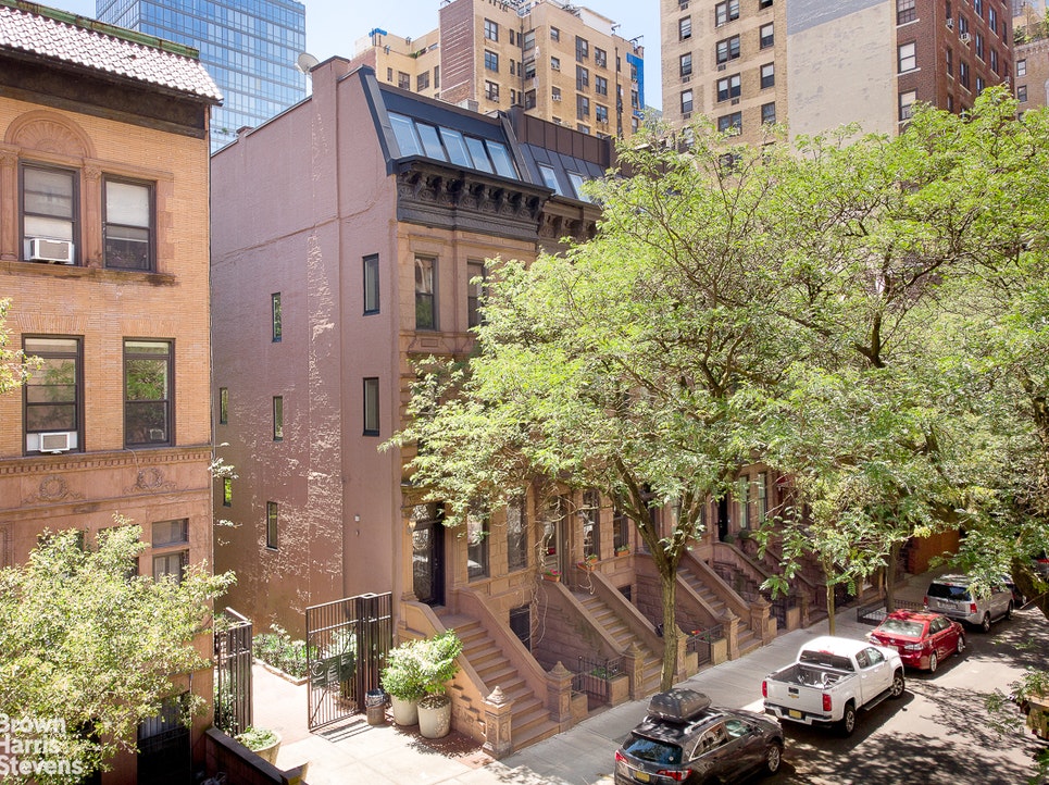 Photo 1 of 258 West 71st Street, Upper West Side, NYC, $5,700,000, Web #: 21835209